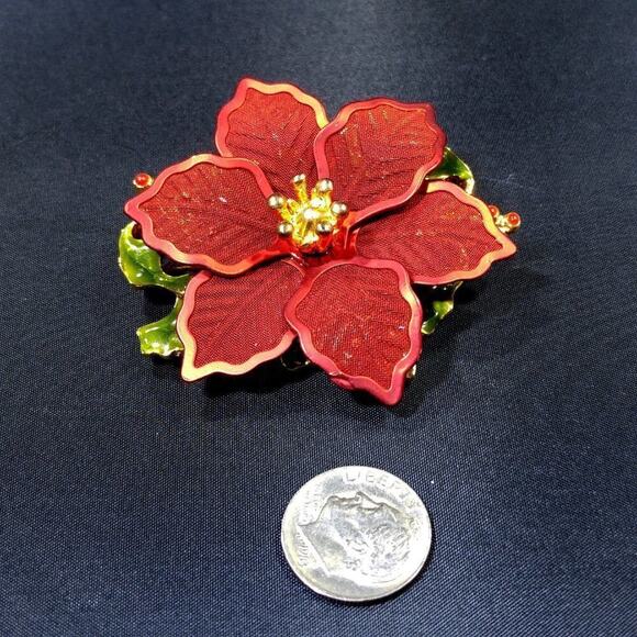 K.C. Red Mesh Poinsettia Enamel Flower Brooch Gold Tone Vintage 1980s Holiday - Picture 7 of 10